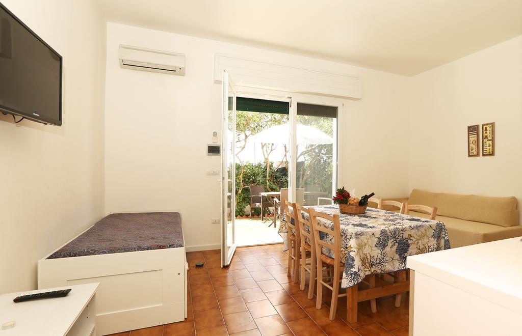 A Casa Di Teresa Apartment Punta Prosciutto Exterior photo
